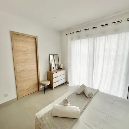 Vue Montagne - 8 Pers *