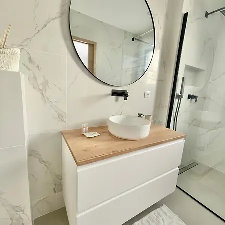 Vue Montagne - 8 Pers * Sotta