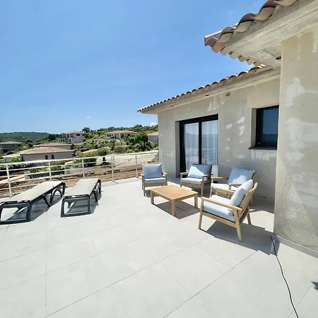 Vue Montagne - 8 Pers Villa